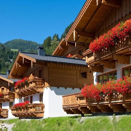 Domek alpejski In Grossarl With Barbecue And Wi-fi *