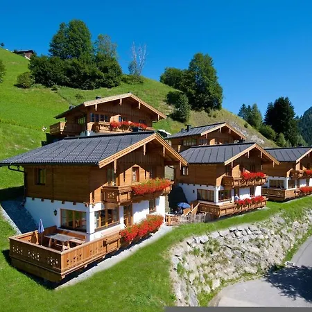 In With Barbecue And Wi-fi Chalet Grossarl